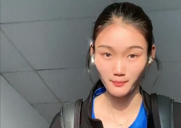 登山的女人